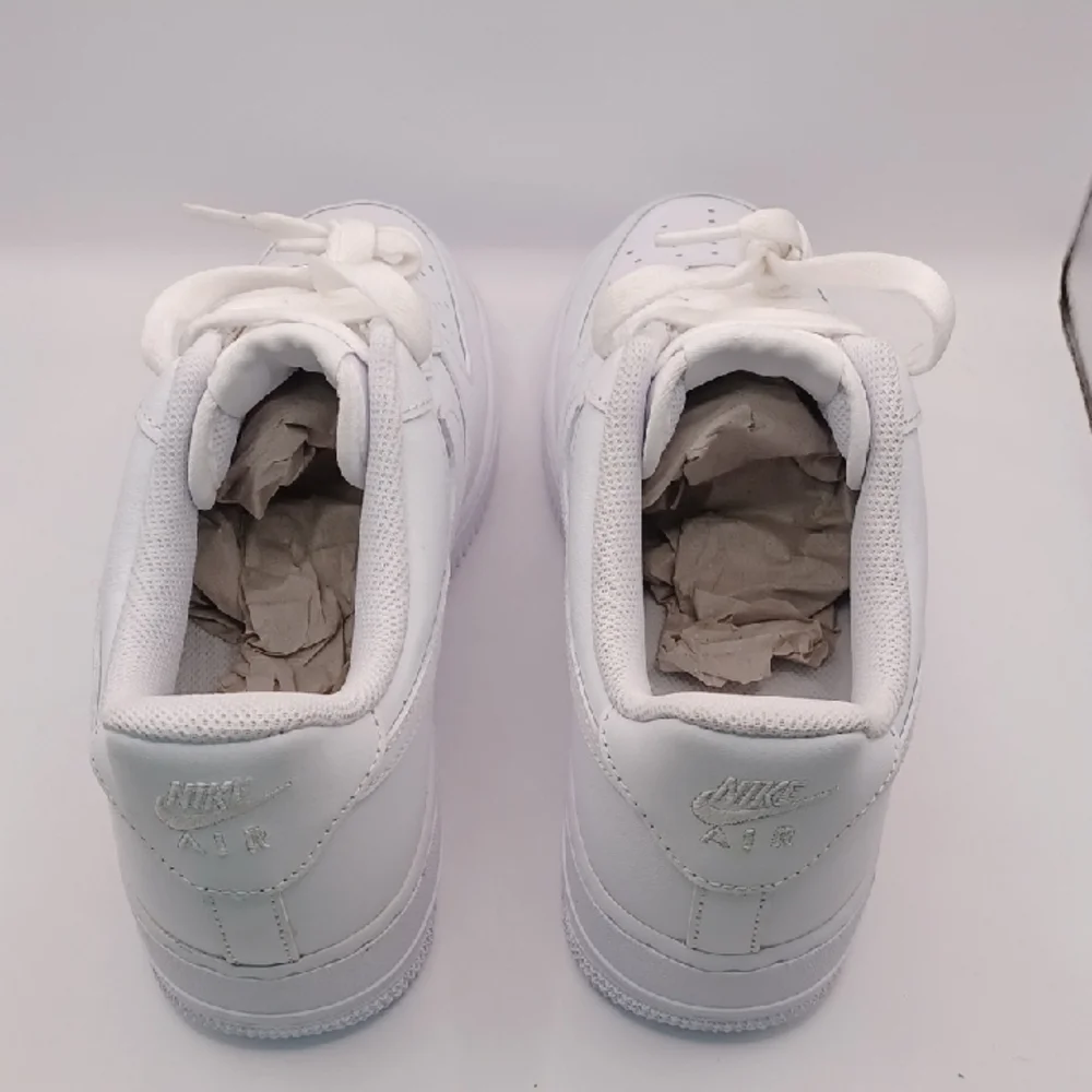 NEW Nike Air Force 1 Triple White Sneakers Men Size 10 US DD8959-100 - Picture 10 of 13